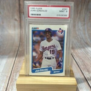 1990 Fleer Juan Gonzalez #297 PSA Mint 9 Baseball Card Item #ME550